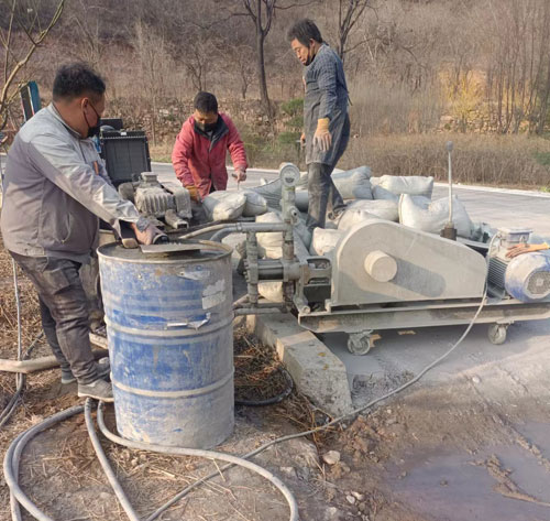科尔沁左翼后路面下沉注浆